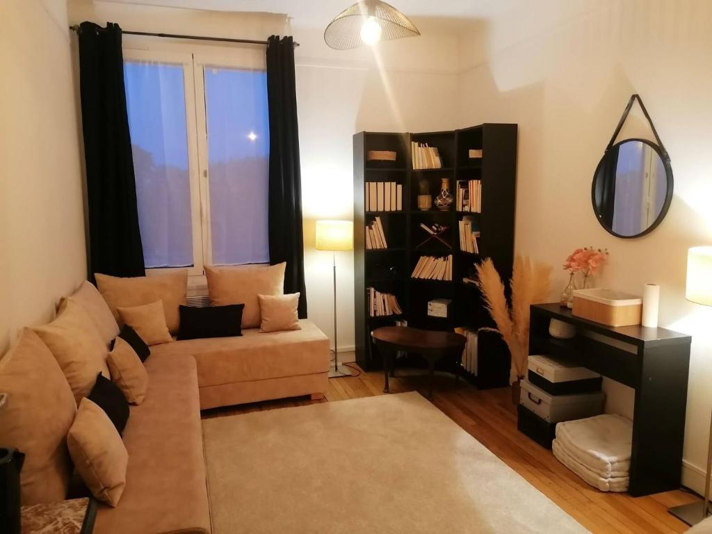 T4 Apartment Near Orly, Épinay-sur-Orge