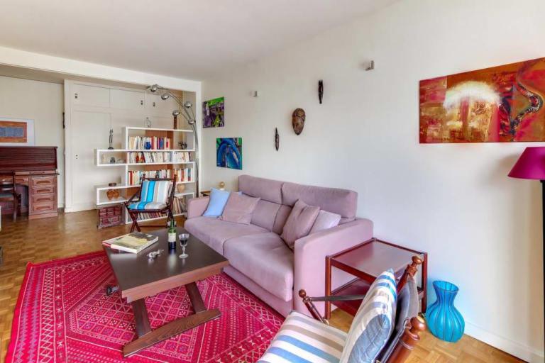 GuestReady-Spacious apartment near Exhibition Park - 4