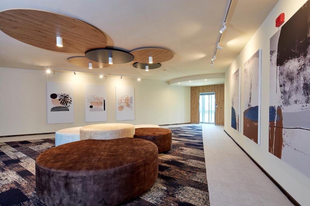 Hotel MARVEL - FULLY RENOVATED FREE Beach Access — Hotel building in Sunny Beach, Burgas Region
