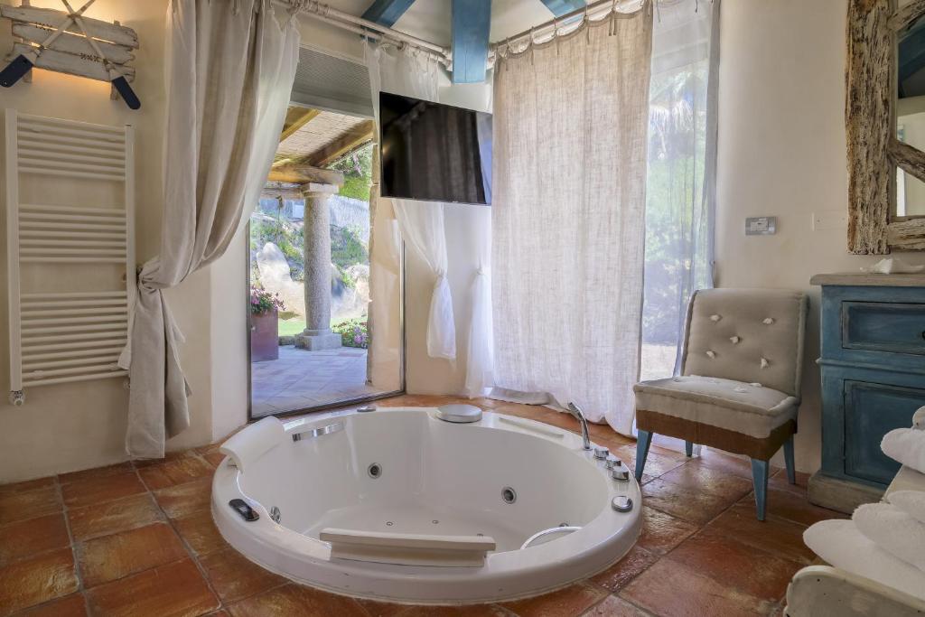 VILLA PADULELLA 8&2, Emma Villas - 5