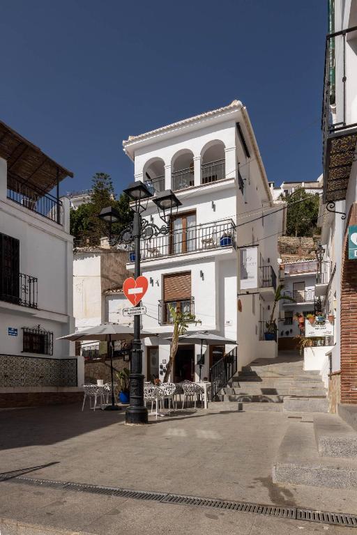 Olive & Ivy Guesthouse, Canillas de Aceituno