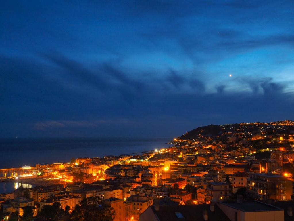 Appartamento con suggestiva vista mare a Sanremo - 4