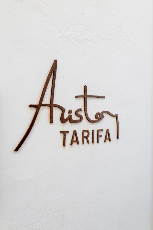 Aristoy - by Grupo Tribu - 2
