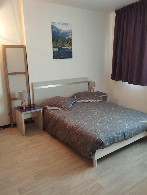 Lourdes grand studio classé 2 étoiles de 1 à 4 personnes - 3