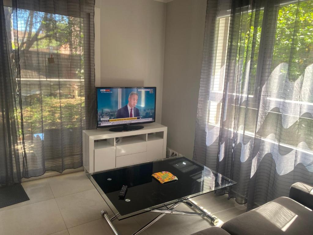 Rez de villa Grand T2 proche plage Marvivo-Sablettes - 4