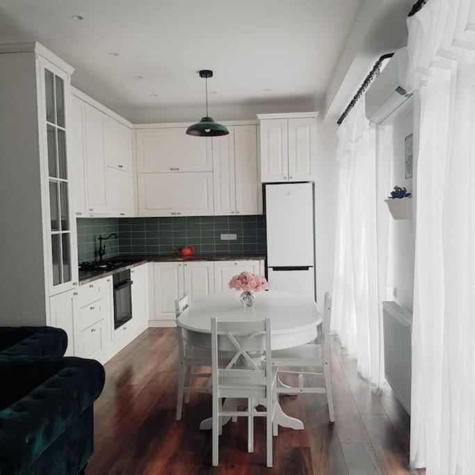 Be My Guest 2, Tbilisi City