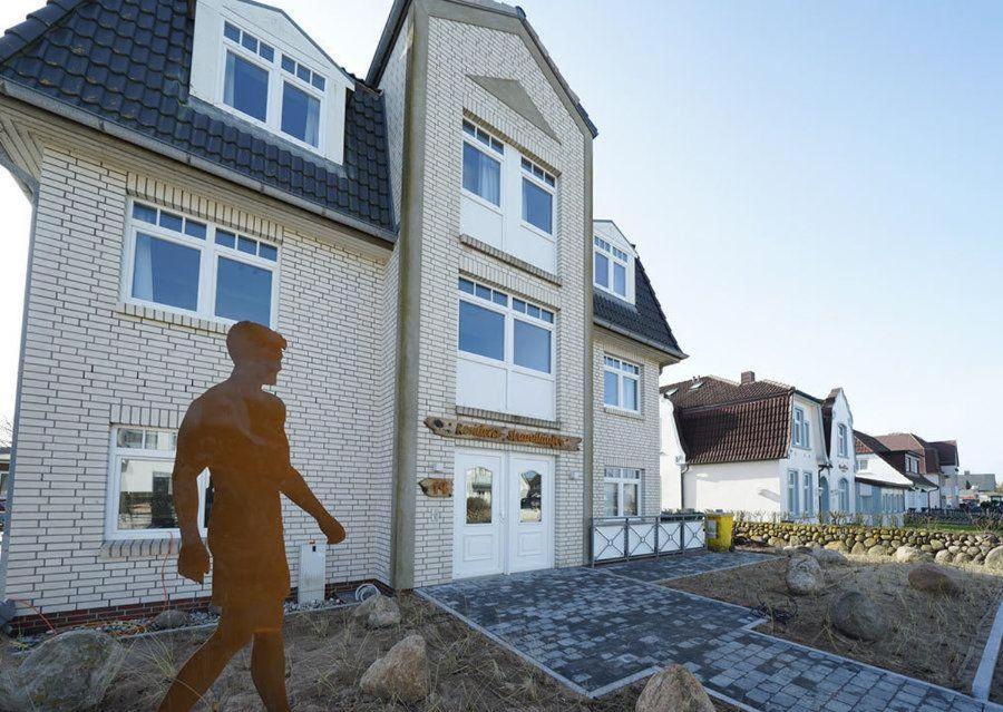 Haus-Berthin-Bleeg-App-1, Wenningstedt