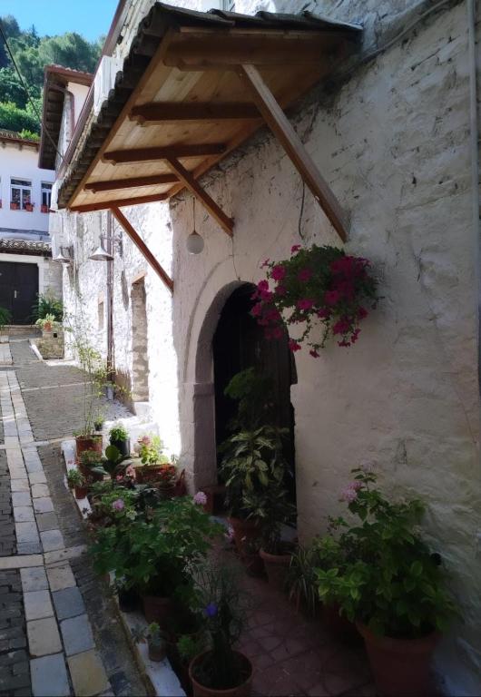 Buda Apartment Gorice, Berat