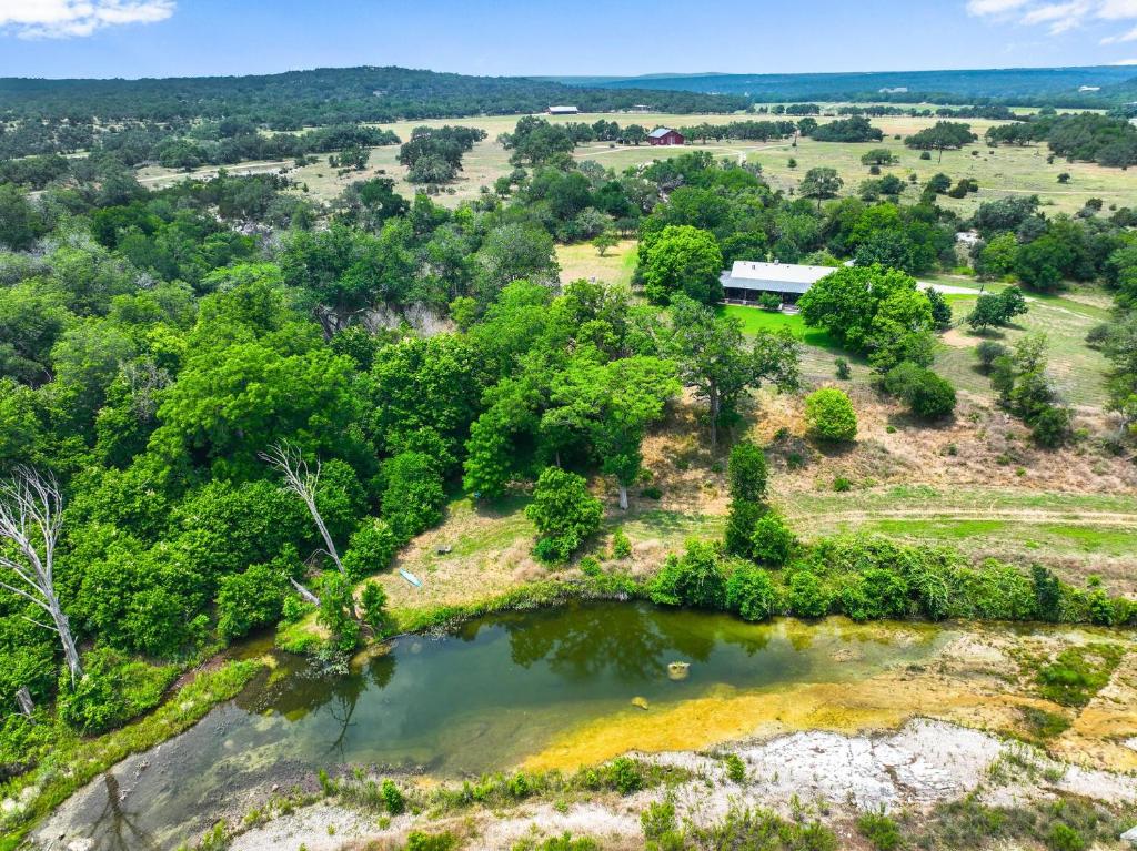River Nest, Wimberley
