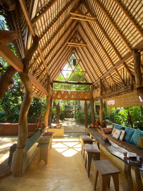 Facilities, Surf n Sun - Arugambay Guesthouse in Arugam Bay