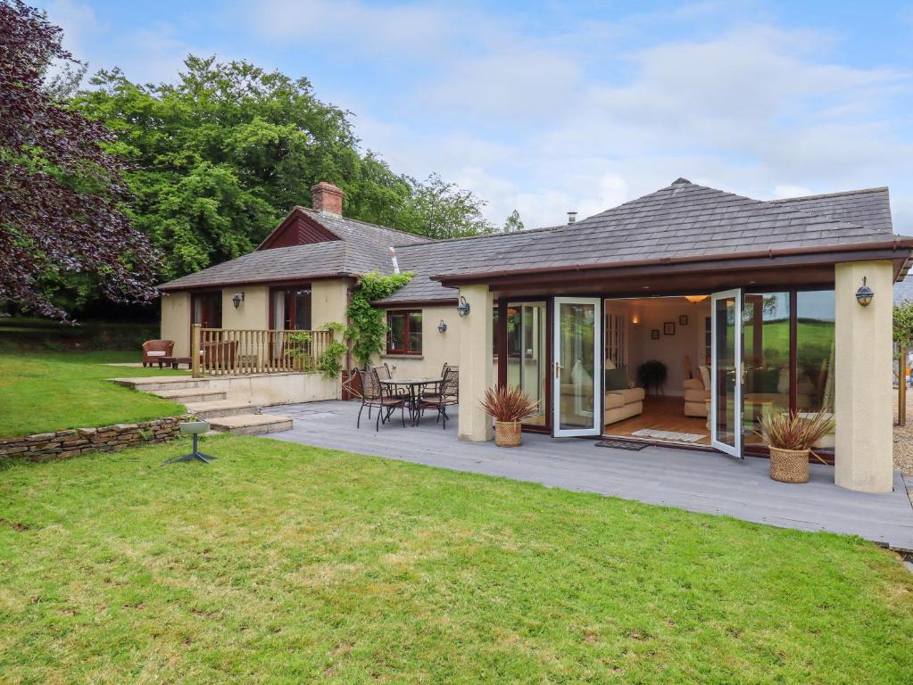 Hole Park, Holsworthy