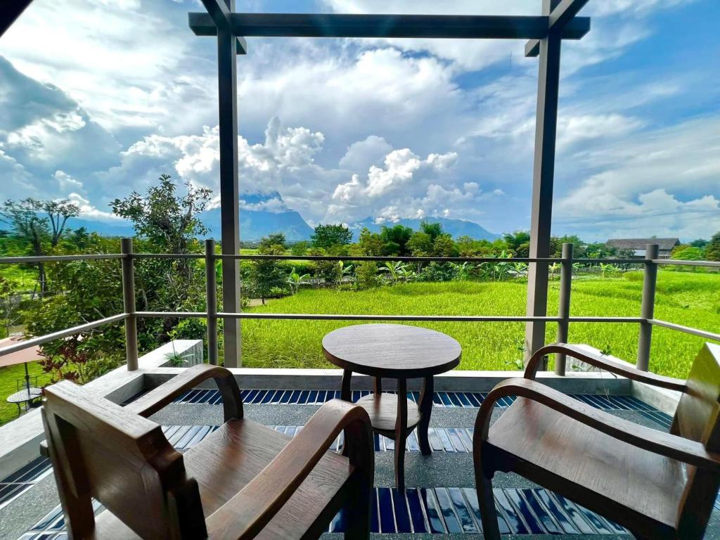 ระเบียง/ชานเรือน