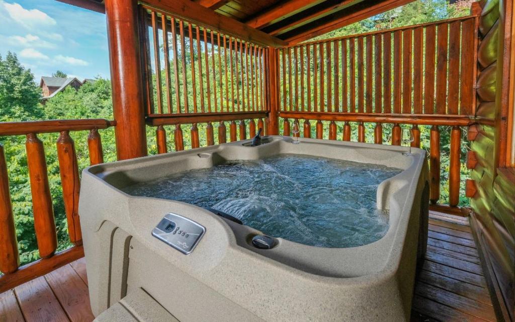 Ever After, Pigeon Forge