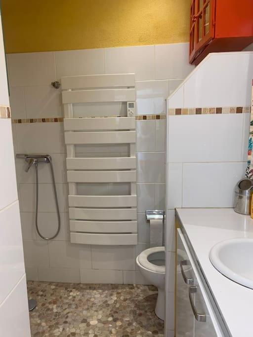 Hostel world -sharehouse-la girelle- Backpackers - 3