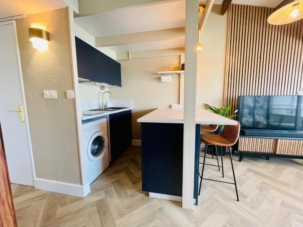 Cap d'Agde T2 4-6 personnes Mezzanine Vue mer Piscine Wifi - 3