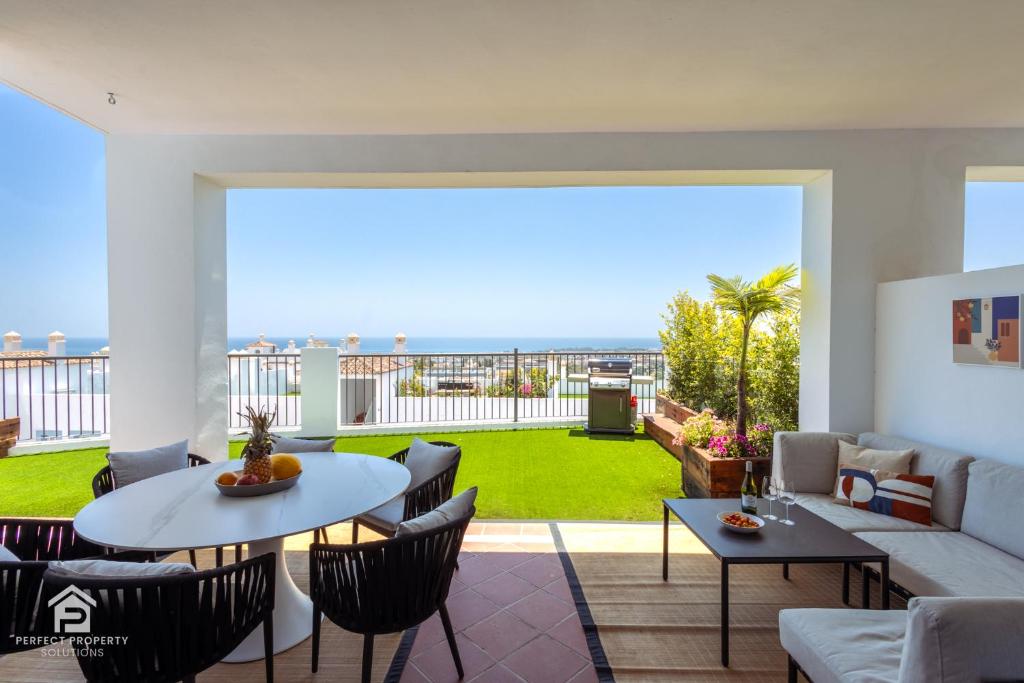 Paraiso TOP - best sea-views, 3 bedrooms, 7 pools - 3