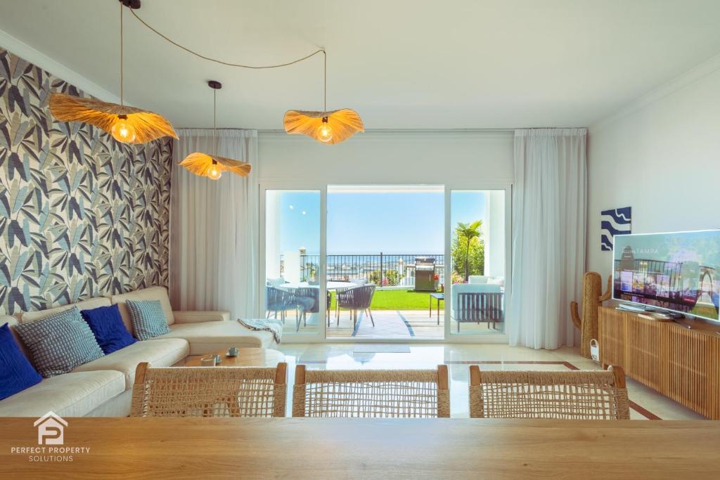 Paraiso TOP - best sea-views, 3 bedrooms, 7 pools - 2
