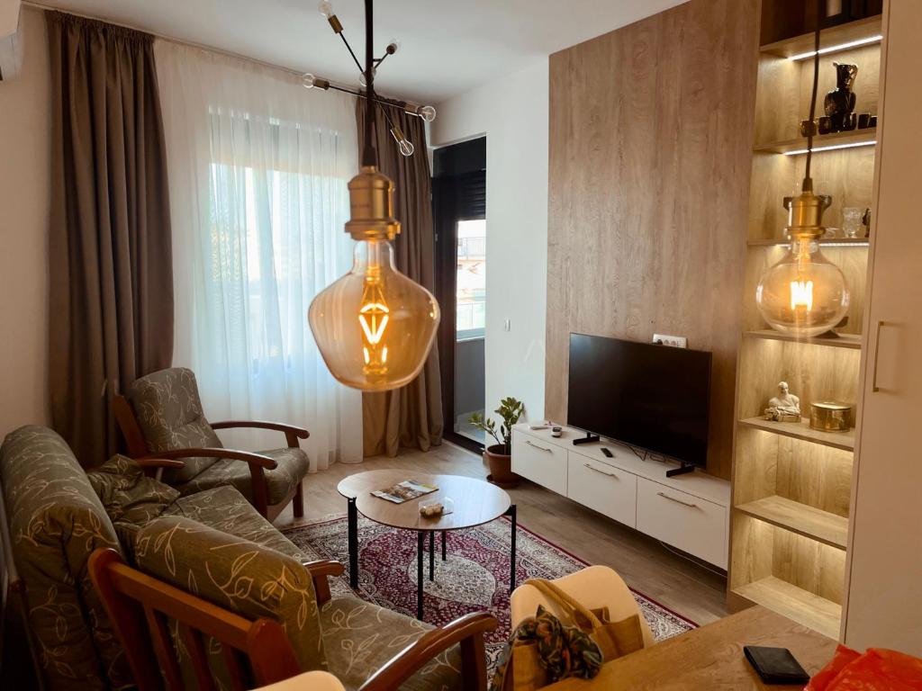 Lavender Apartment - Close to the Beach - Private Garage Parking - 2