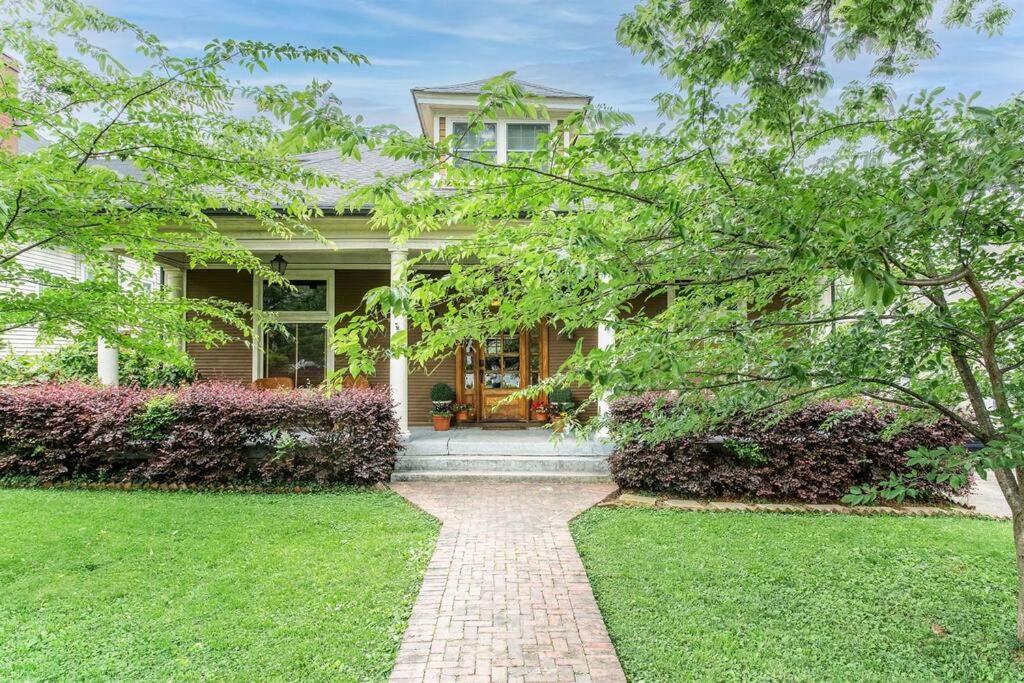Prime Location in 12South, Walkable to Shopping & Dining, Nashville