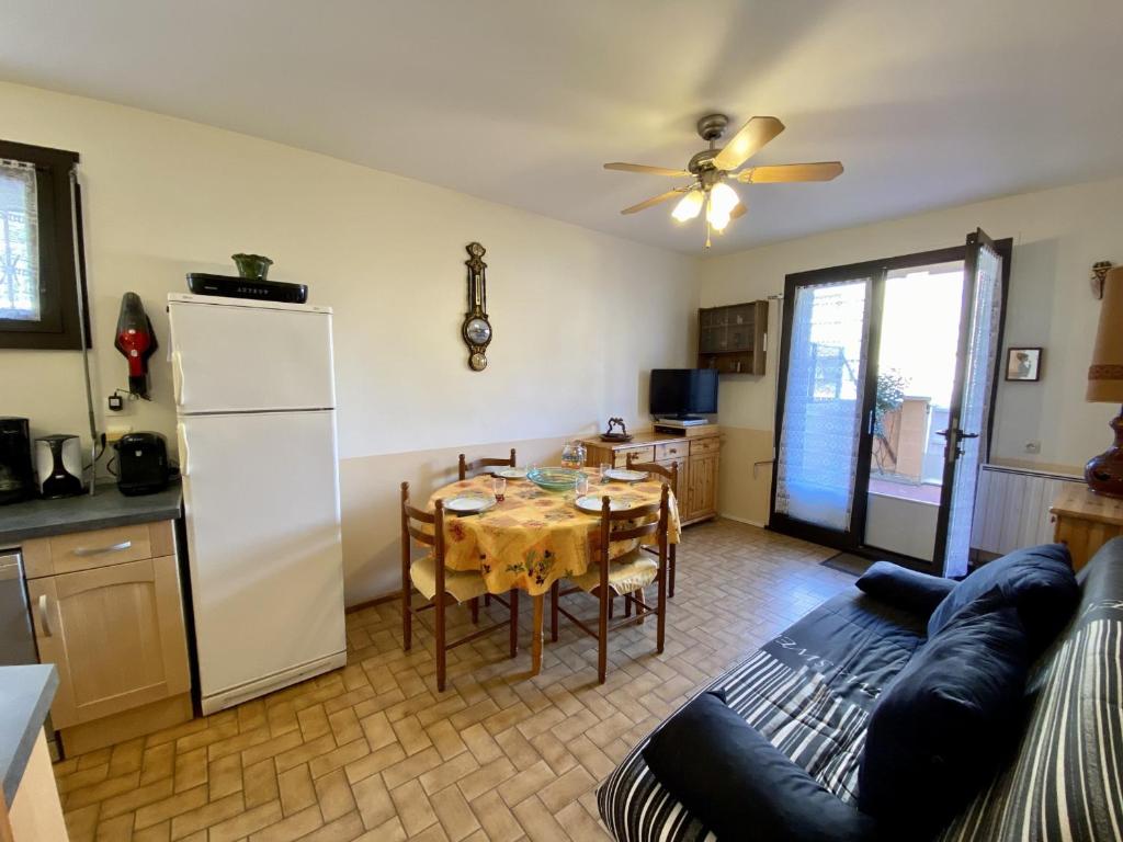 Appartement T3 à Narbonne-Plage - 50m2 - 6 pers, Terrasse - 250m Plage, 500m Commerces - FR-1-795-38 - 4