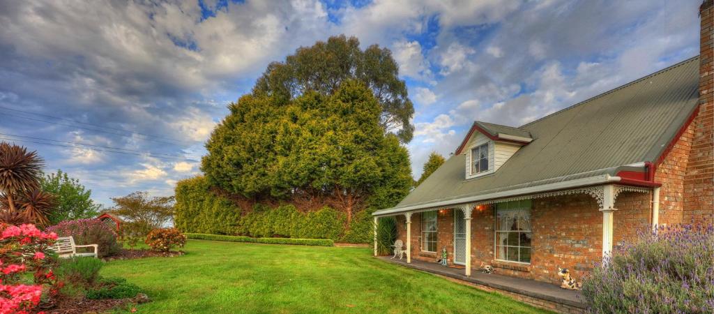 Rosebank Cottage Collection photo