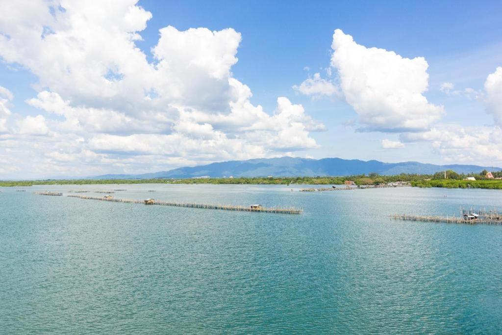 The Pride Hotel At Laemsing