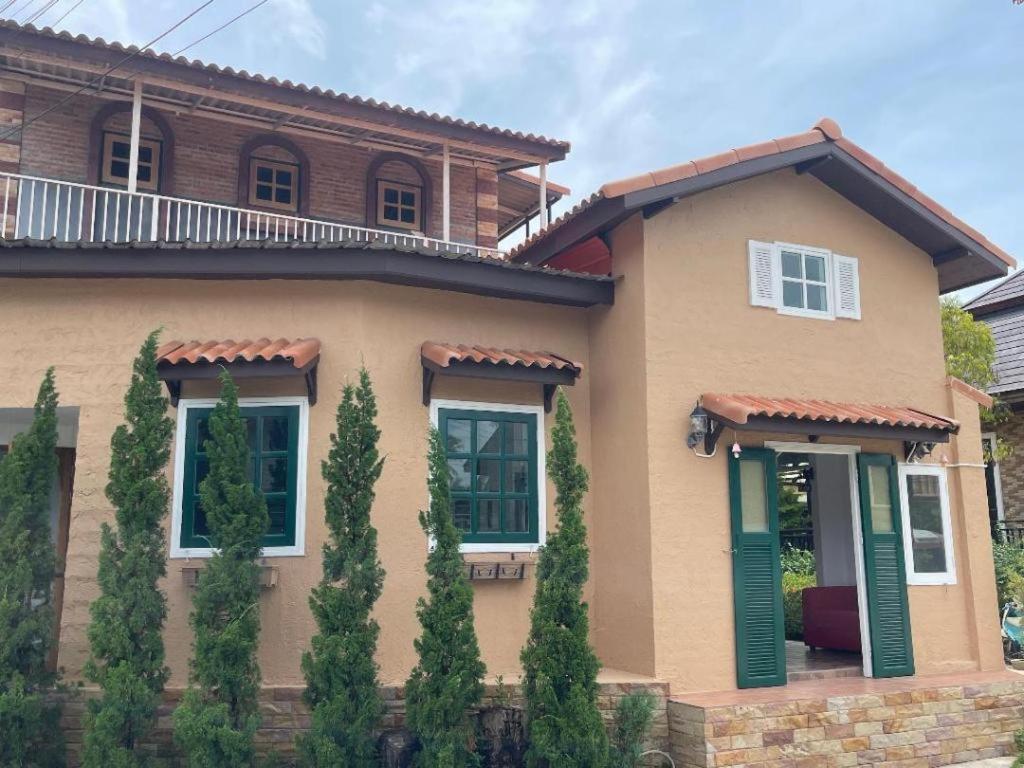 The Color Resort Amphawa, Amphawa