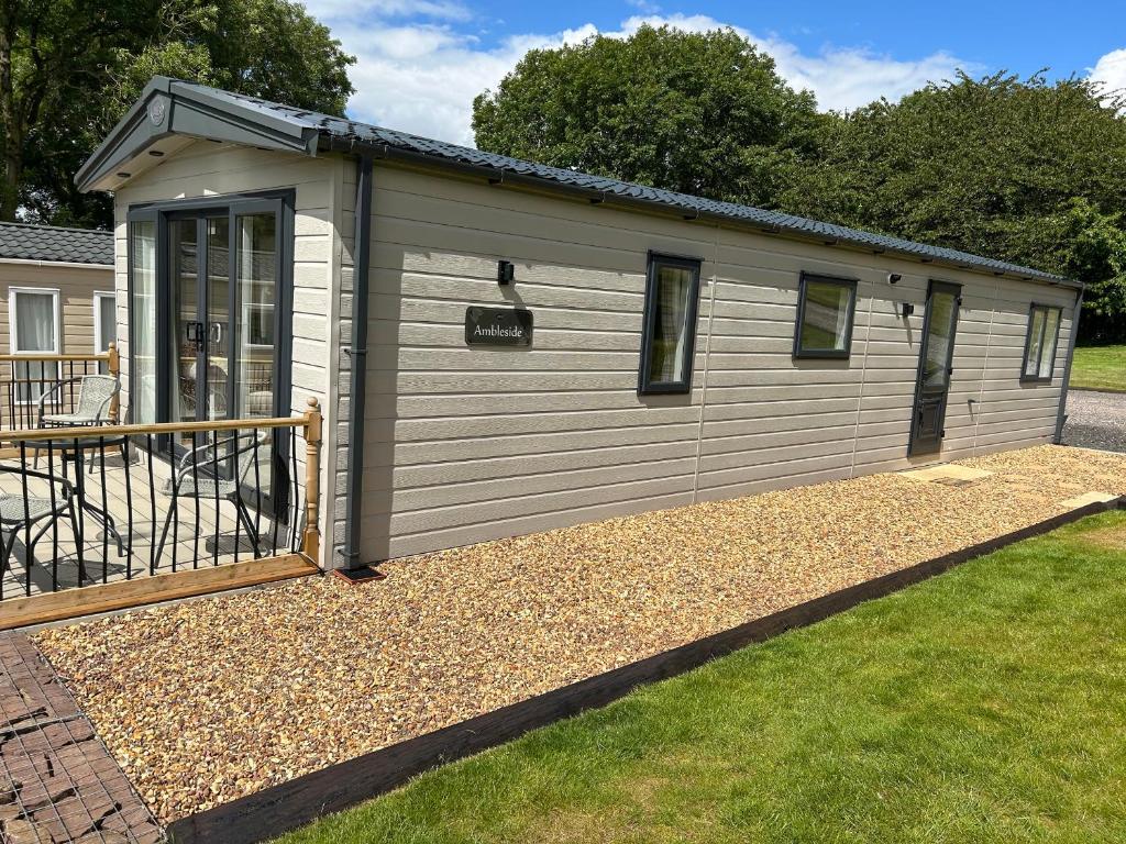 Ambleside, Cullompton