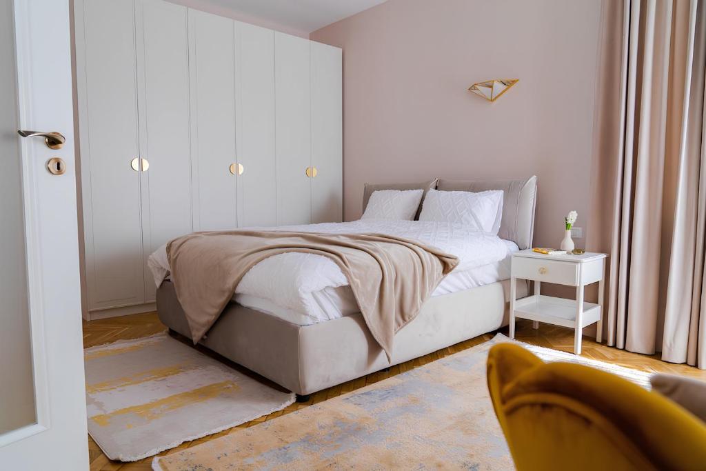 Art Deco Vibes, Bukurešť