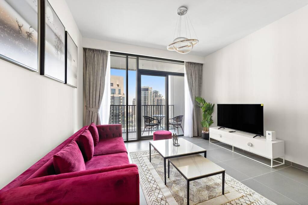 Stylish 1 Bedroom High Floor in Creek edge, Dubai