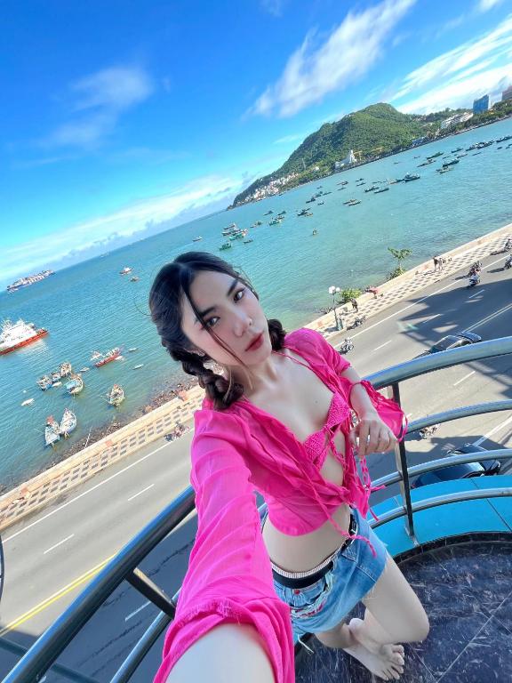 Joi Hospitality – Bãi Trước Joi Hospitality – Bãi Trước