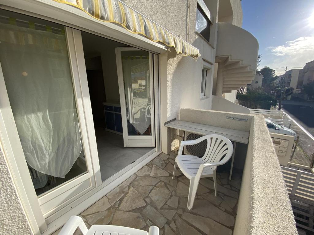 Narbonne-Plage : T2 climatisé, balcon, parking, à 100m de la plage, commerces à proximité - FR-1-795-12 - 1