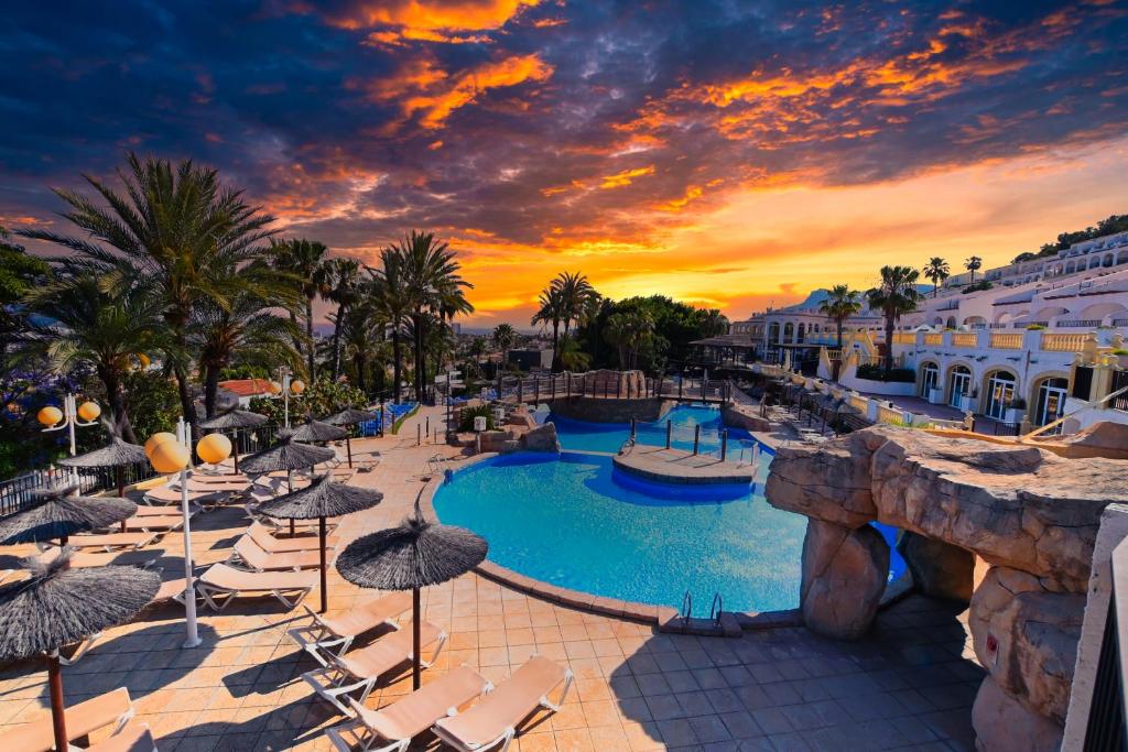 Imperial Park Calpe Pool Paradise 2 bedroom 05 - 4