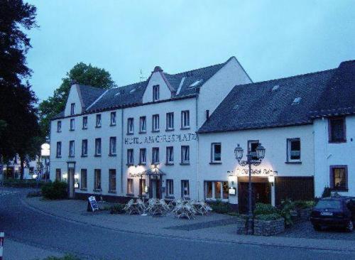 Hotel am Ceresplatz — Hotel in Manderscheid