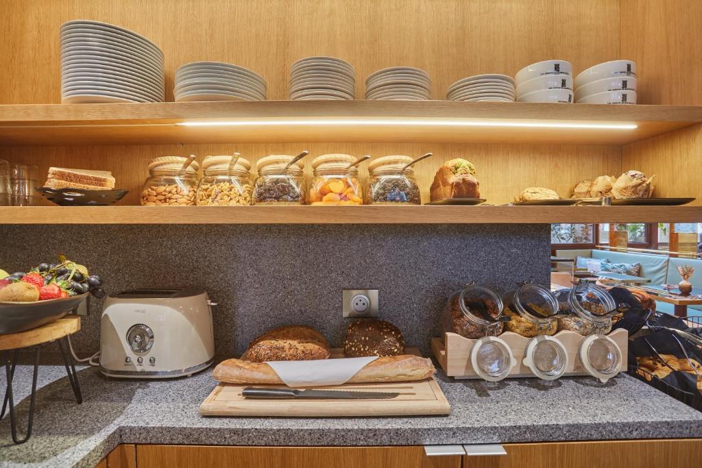 Храна и напитки