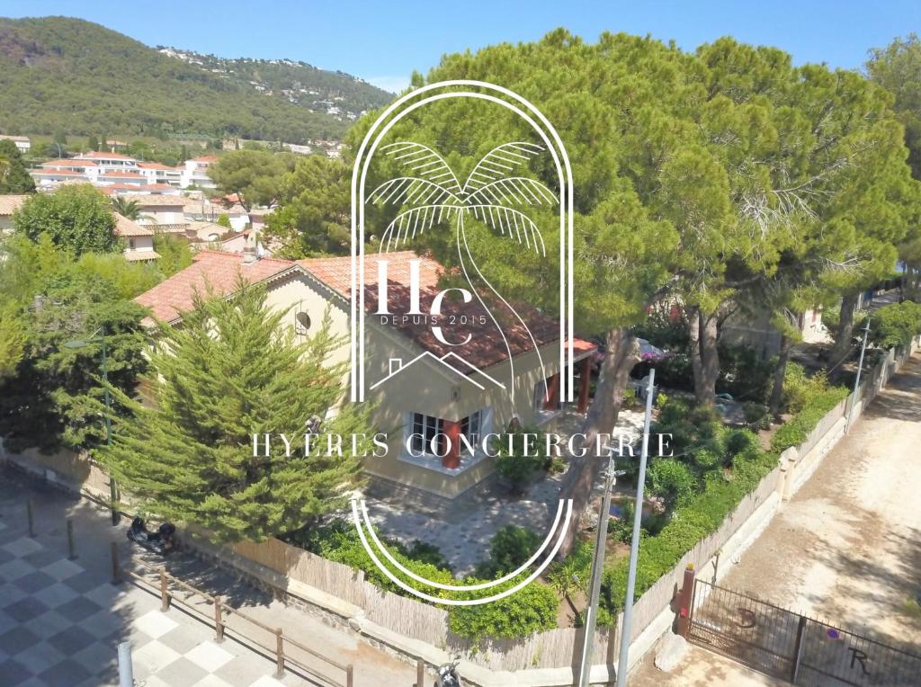 Les Grillons Pieds dans l'eau Beau Rivage By HC - 5
