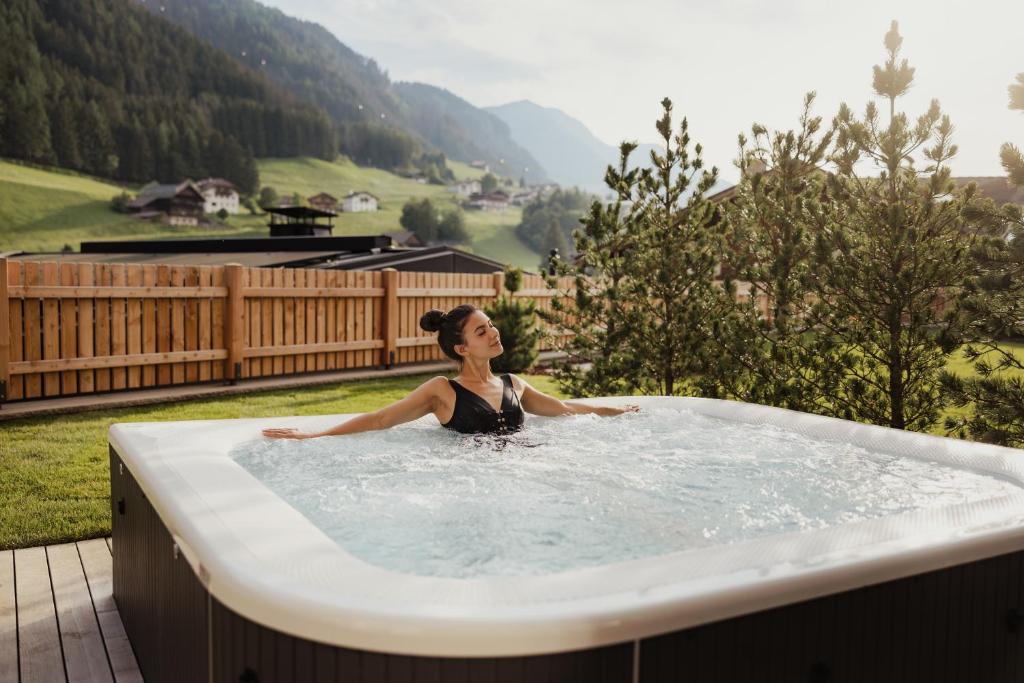 Luxury Chalet Milé - 2