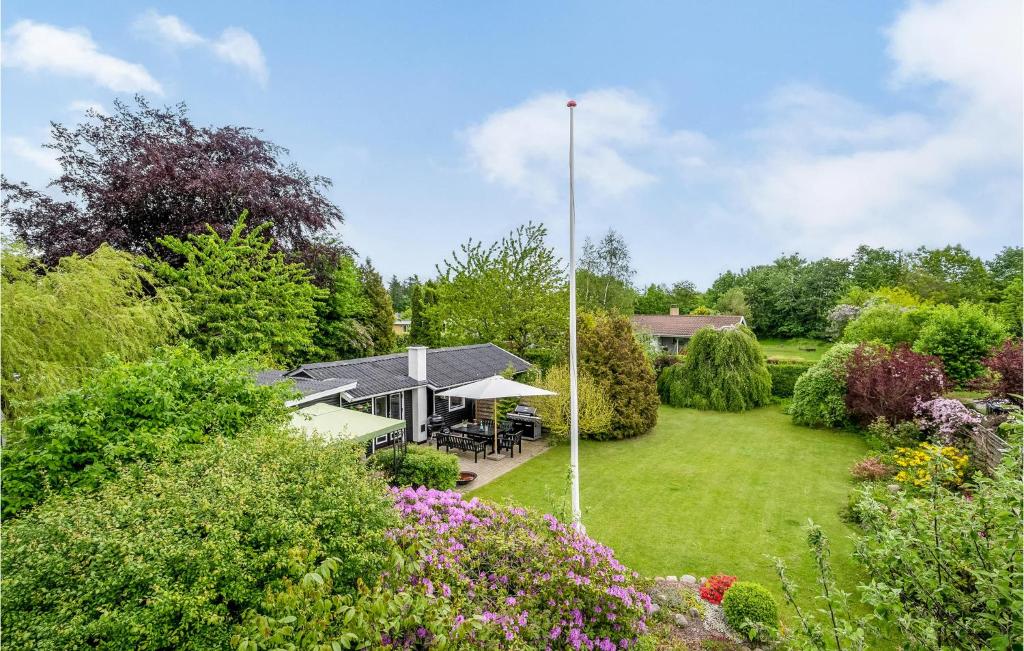 Awesome Home In Jægerspris With Kitchen, Jægerspris