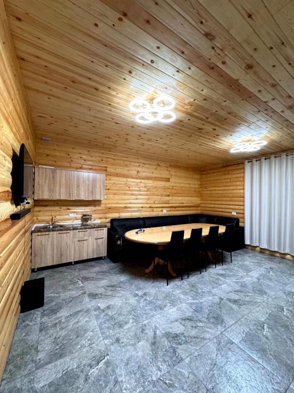 Царская Банька, Karakol