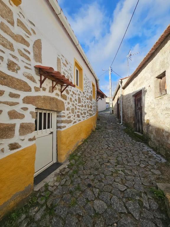 Charming House in Vila Nova de Foz Côa with Private Entrance, Numão