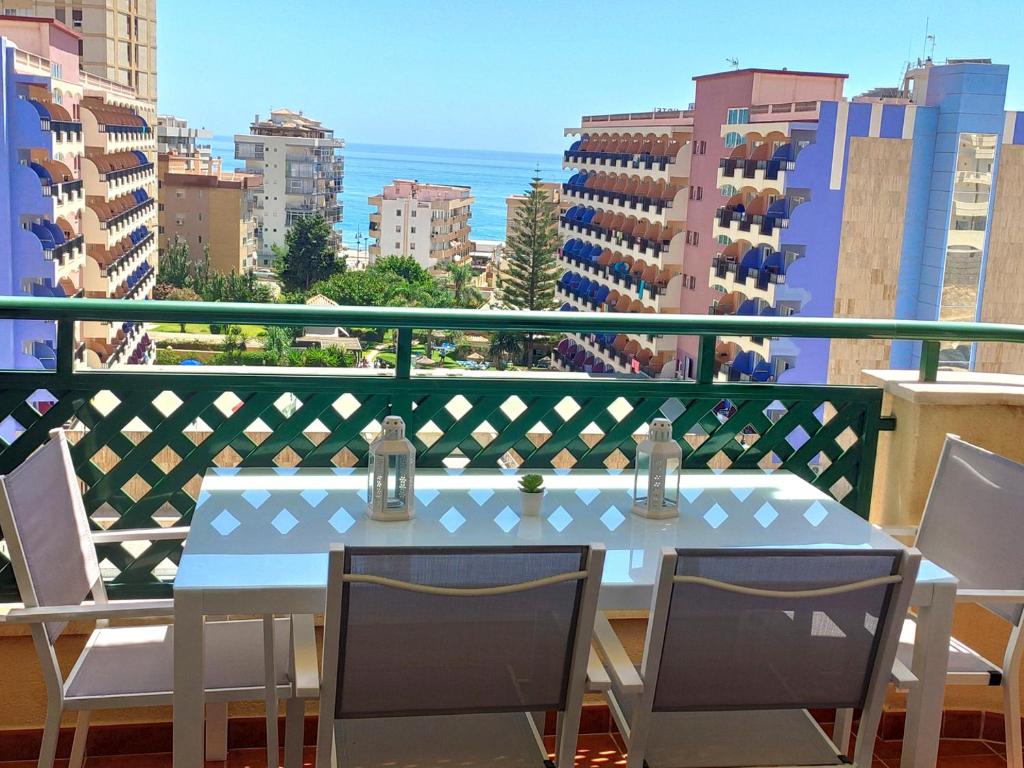 Doña Tori, Fuengirola