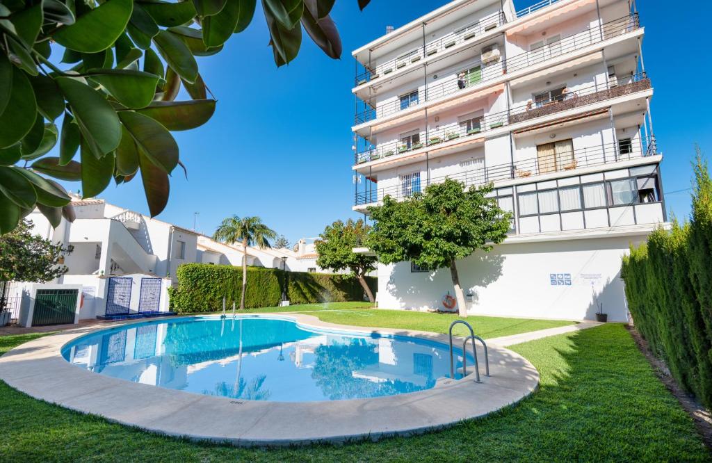 Apartamento Lunamar Nerja Seaviews & Communal Pool - 2