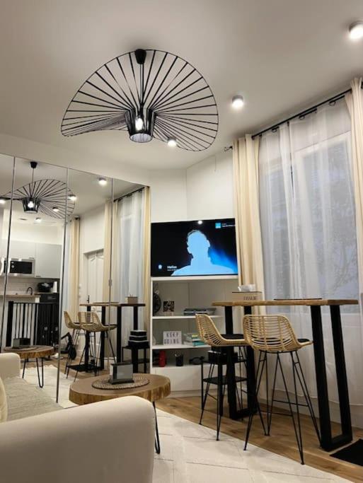 Cosy Studio near Eiffel Tower - 1