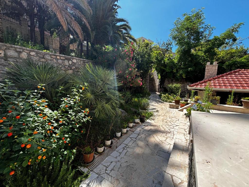 Stone Villa Guesthouse - 3