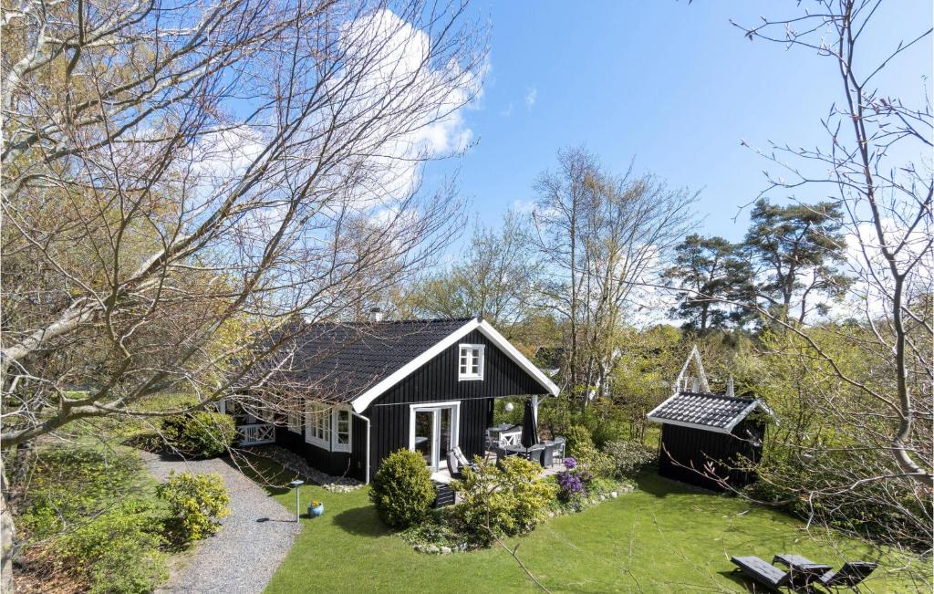 4 Bedroom Pet Friendly Home In Græsted, Græsted