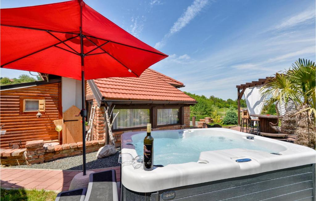 Lovely Home In Beretinec With Wifi, Beretinec