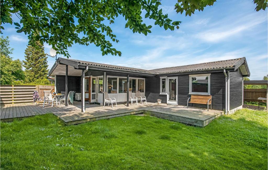 Nice Home In Humble With Wifi, Humble