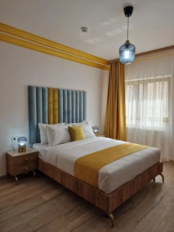 COLT DE RAI-Deluxe & Spa, hotel in Reşiţa