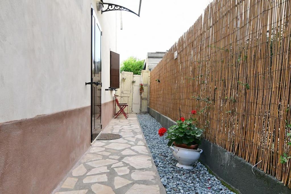 Casa Iride, appartamento con grazioso giardino - 5