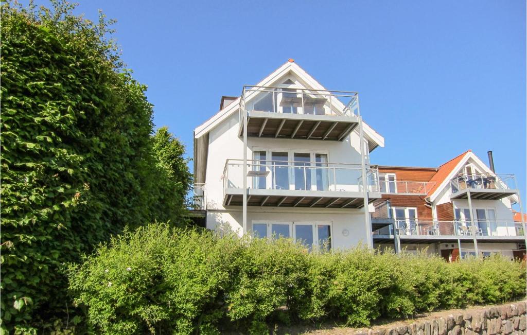 Amazing Apartment In Gudhjem, Gudhjem